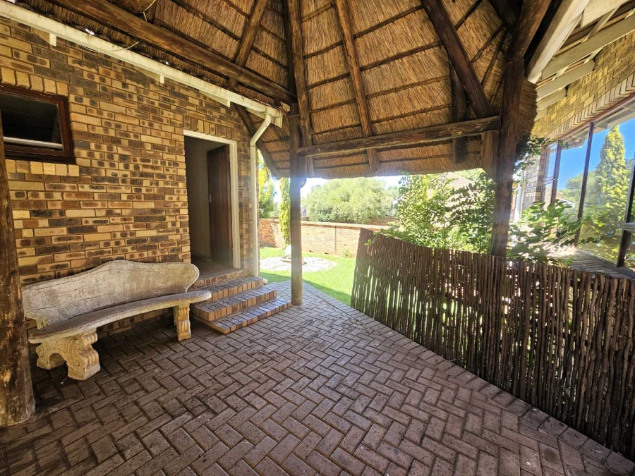 3 Bedroom Property for Sale in Pentagon Park Free State